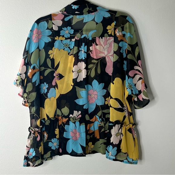 UMGEE Women’s Size Lg Short Sleeve Floral Blouse - Picture 8 of 11